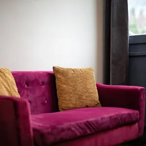 Beautiful Cosy, Modern In Centre Appartement